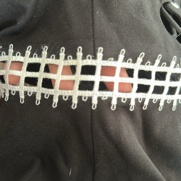 Dress - Picture 3 of 4